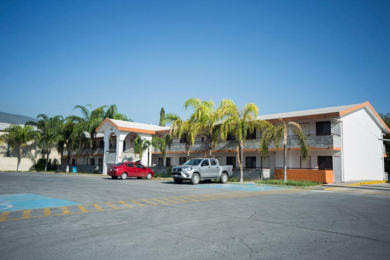 Capital O 88 Inn San Nicolas de los Garza Exterior foto