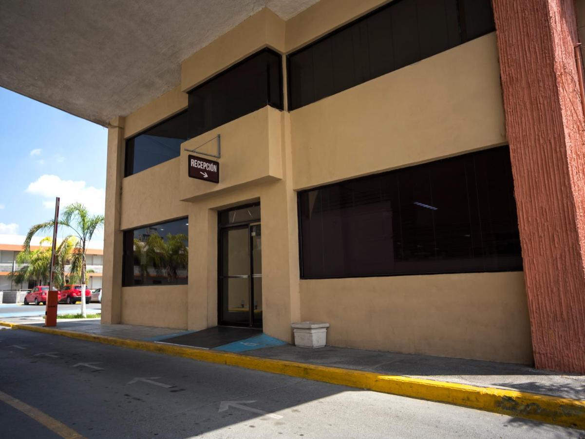 Capital O 88 Inn San Nicolas de los Garza Exterior foto